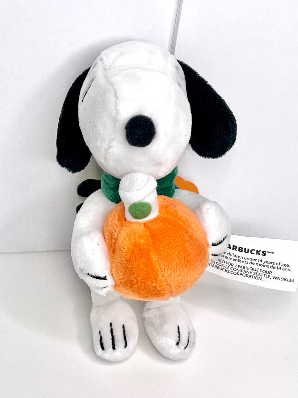Starbucks x Peanuts Snoopy Plush Bag Charm - Picture 2 of 6
